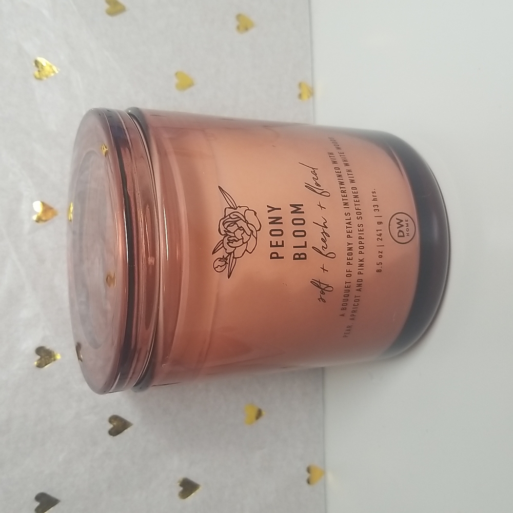 Brand New DW HOME Peony Bloom  scented candle